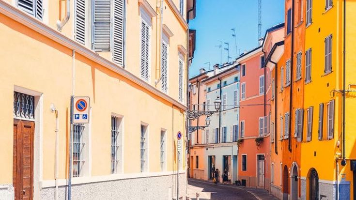 Certificazione energetica Edifici 2023: le classi meno efficienti sotto il 50%