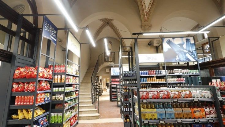 Decathlon e Conad, la grande distribuzione conquista il centro di Bologna