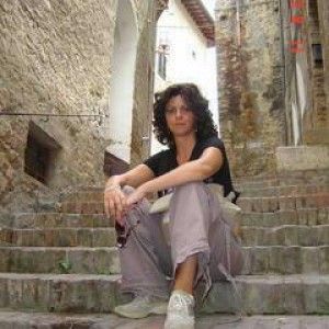 Lezzi: "Al premier io non credo, lo scambio col Cavaliere c'&egrave;"