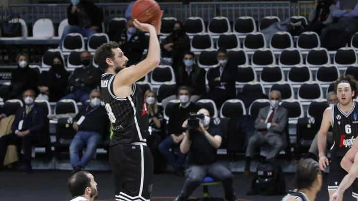 Belinelli vince la volata, la Virtus va 1 a 0 con la Joventut