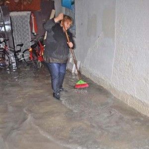 Forti piogge sul Modenese, tempesta di sabbia a Rimini