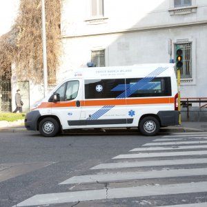Uomo trovato morto nel pistoiese, si cerca pirata della strada