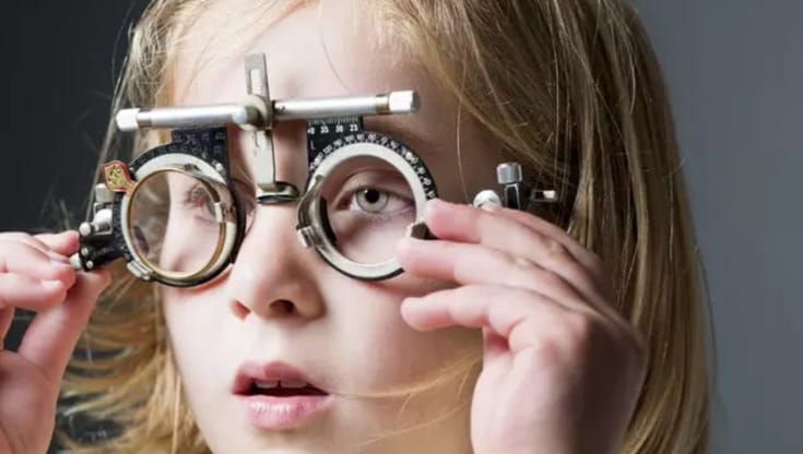 Miopia nei bambini: colpa dei dispositivi elettronici?