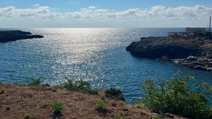 Malore in mare a Porto Badisco, muore Mario Banfi: aveva 78 anni. “Un uomo cordiale”