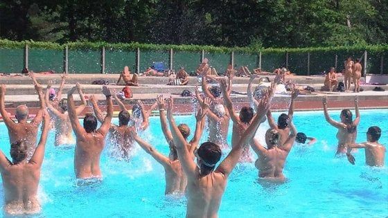 Nudisti in città, Parigi apre all'idea di un parco dedicato