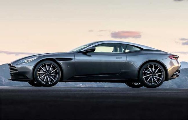 L'Aston Martin DB11 incanta il salone dell’auto di Ginevra