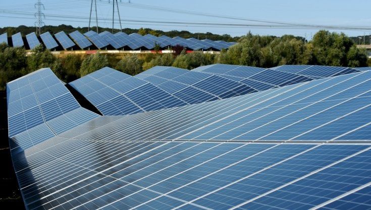 Caro bolletta, boom di richieste per il fotovoltaico