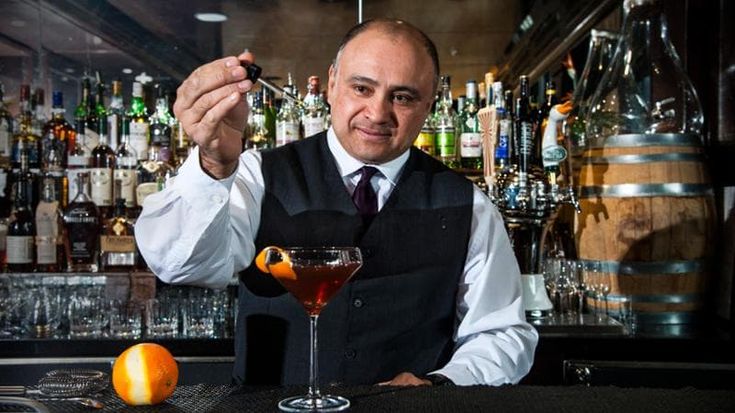 Tanti auguri al vermouth: per i 240 anni dell’aperitivo un Salone e tante cene a tema