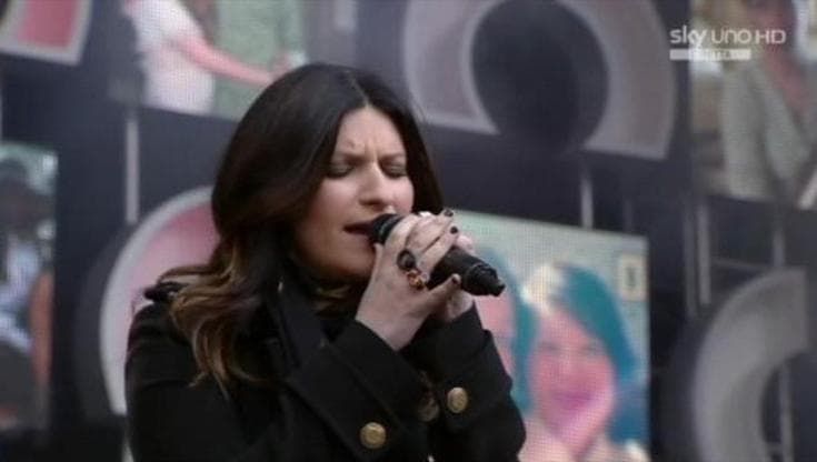 Pausini: "Fiera di essere a Londra per tutte le donne"