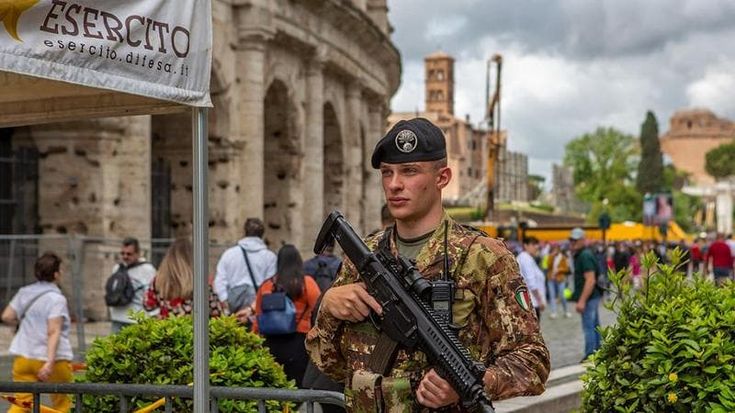 Lega contro Crosetto sullo stop a “strade sicure”: incrementare i militari nelle città