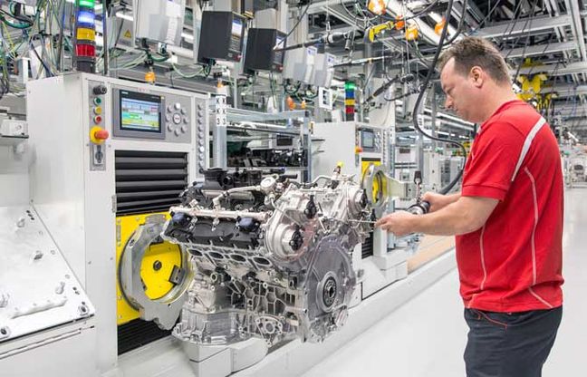 Viaggio nella nuova fabbrica dei cuori Porsche