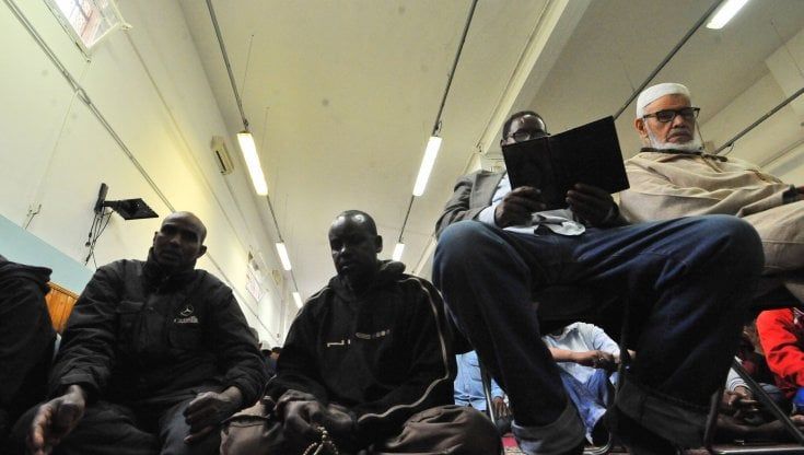L’imam: “Se confermano lo sfratto giovedì saremo tutti alla moschea” 