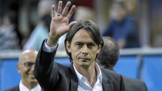 Coronavirus, Albertini risponde a Inzaghi: "L'ignoranza sceglie parole sbagliate"