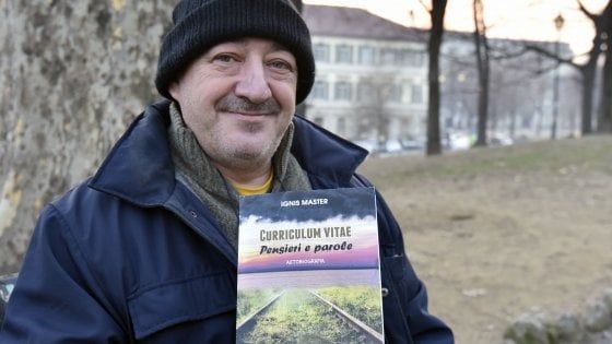 La vita difficile del clochard Renato diventa un libro scritto da lui stesso