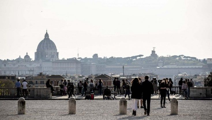 Previsioni meteo: inizio d'anno senza inverno, caldo anomalo in tutta Italia fino a sabato