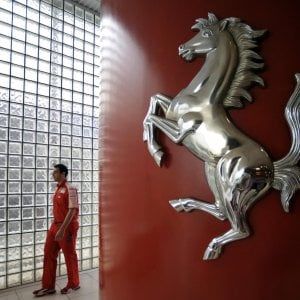Ferrari, altro "trimestre record": utili in crescita del 19% a 149 milioni