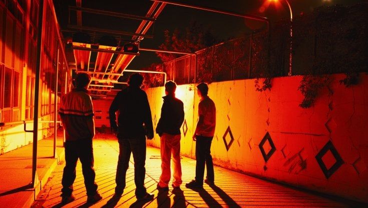 Baby gang, 20enne aggredito a pugni in faccia