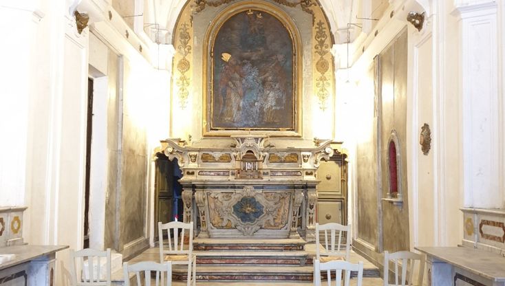 San Biagio dei Librai, torna a splendere la pala d'altare nelle chiesetta di Giambattista Vico