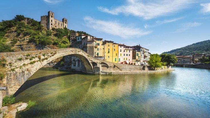 Sanremo e dintorni. Tutto quello che c’è da scoprire nella città del Festival e nelle vicinanze