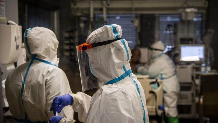 Coronavirus, il medico Giuseppe Grosso è morto a 65 anni. I colleghi di Lucera: "Era molto legato al suo lavoro"