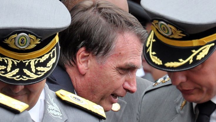 Dopo le libere elezioni nel Brasile di Bolsonaro i militari tornano al governo