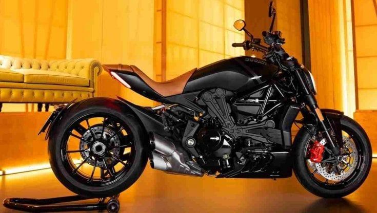 Ducati XDiavel Nera, la moto dei desideri in 500 esemplari