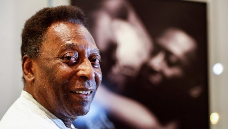 Addio a Pelé, il campione che inventò il futuro