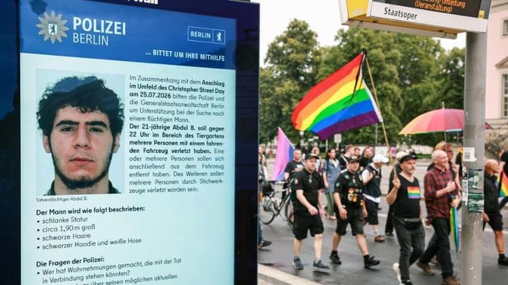 Strage al Pride di Berlino, il padre dell’attentatore: “Gli hanno fatto il lavaggio del cervello”