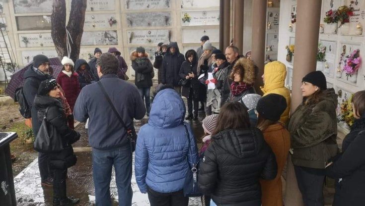 Potenza, letture e una scultura con la stella di David sulle lapidi degli ebrei internati 