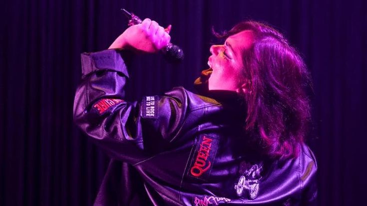La Diva del Bataclan, falsa vittima in cerca di gloria