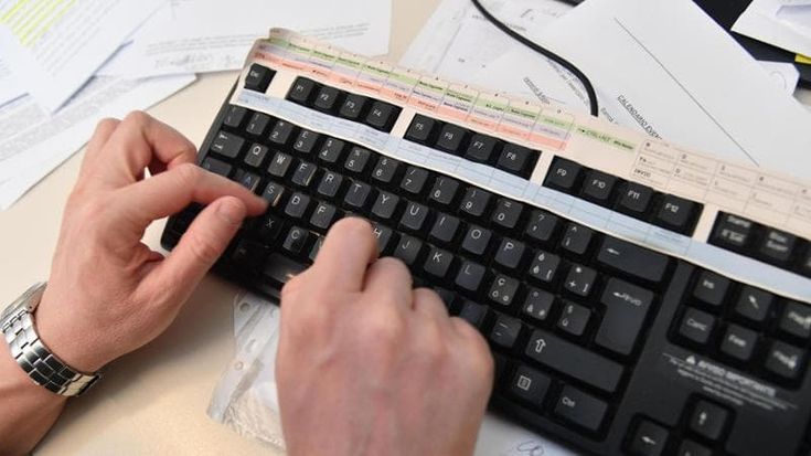 La mala educazione al sesso, quei tredicenni alla deriva nella Rete del porno facile