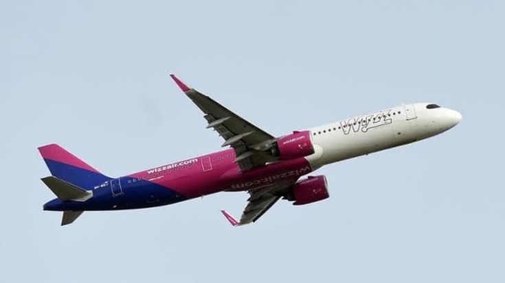Wizz Air apre una base a Torino: 7 nuove rotte e 80 assunzioni
