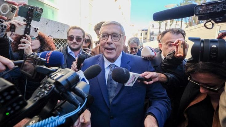 Inchiesta per corruzione, Cuffaro patteggia e chiede i servizi sociali