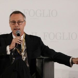 Bonomi: "Vogliamo i contratti, ma siano rivoluzionari". Al governo: "Non risolti i nodi della crescita"
