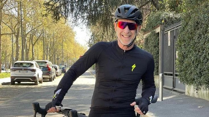 Linus: “Milano non è una città per le bici, qui è un Far West. Chi guida l’auto ci odia e il più debole soccombe”