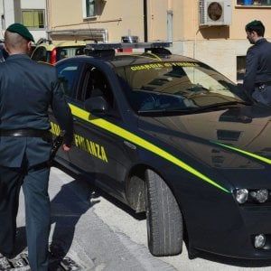 Rimini, artigiano evasore totale intasca il reddito di cittadinanza