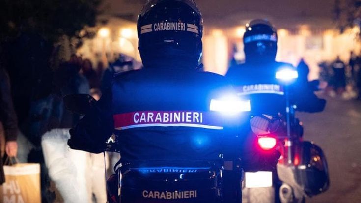 Casalotti, sequestrato sotto casa e ferito con un colpo d’arma da fuoco