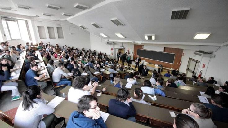 L’allarme sulle scuole della Toscana: “La carenza di personale è un’emergenza insostenibile”