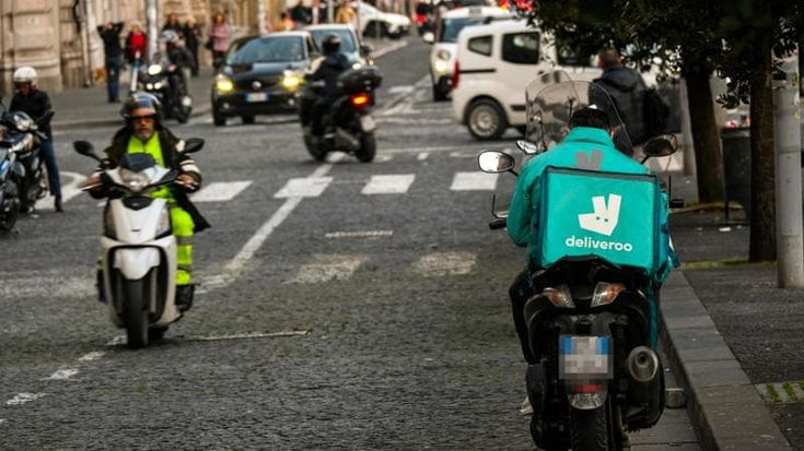 Inchiesta rider, opposizioni contro il governo: “Basta paghe da fame”
