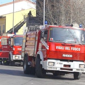 Siracusa, si stacca un pezzo di cornicione dalla prefettura