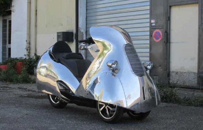 Peugeot Motocycles, una sfilata d’epoca per il “Mondial de l'Automobile”