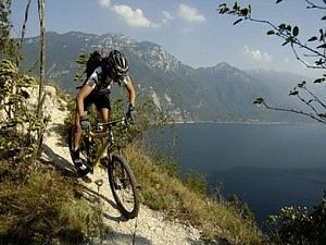 Mountain bike, la nuova sfida<br />tra mare e monti ad Andora
