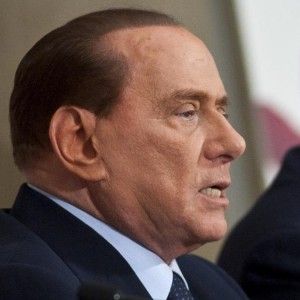 Berlusconi: "Nessuno pu&ograve; togliermi guida del mio partito"