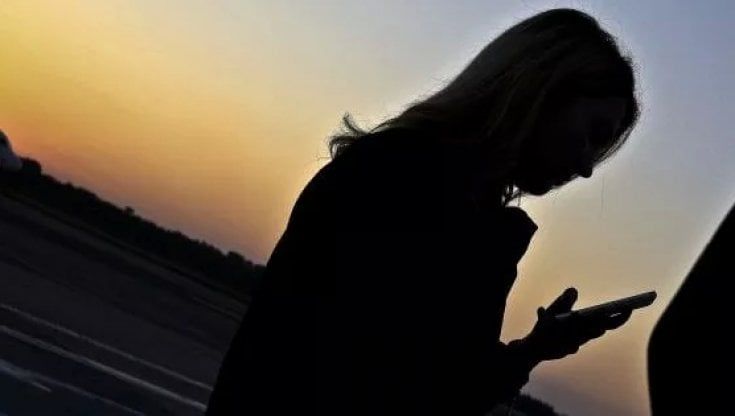 Revenge porn, a Brescia 10 indagati tra cui un vigile e un ex calciatore per i video a luci rosse della dottoressa