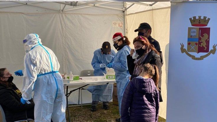 Il Covid riparte: nel Lazio contagi +54%.  Il virus attacca e Omicron 2 vince