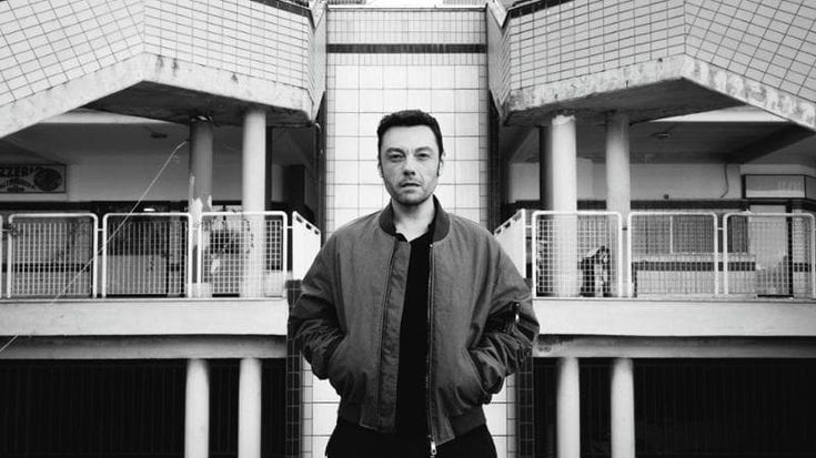 Tiziano Ferro: “Mi manca l’Italia ma è indietro sui diritti. Sanremo? Ci tornerei”