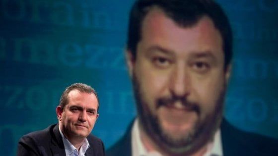 Lega, de Magistris: "Salvini spieghi fondi dalla Russia"