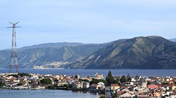 Ponte sullo Stretto, si indaga per corruzione: coinvolto anche ex giudice della Corte dei Conti