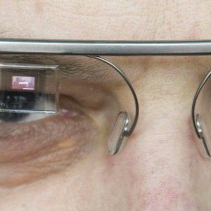 Lo stile italiano di Luxottica per Google Glass pi&ugrave; "cool"