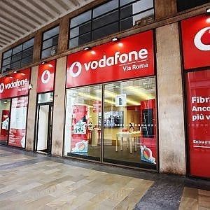 Vodafone: semestre in crescita, migliorano i ricavi